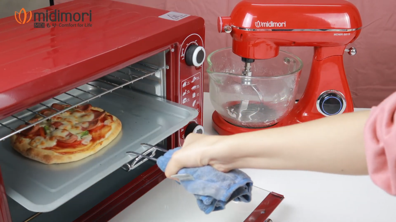 Cách làm pizza tại nhà ngon như ngoài hàng vào dịp tết nguyên đán